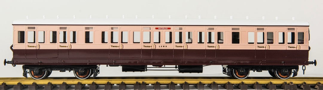 1:32 Scale L&amp;SWR Suburban Coaches