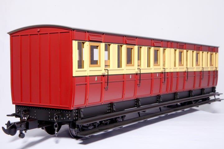 Isle of Man Pairs Bogie Coach Composite Accucraft