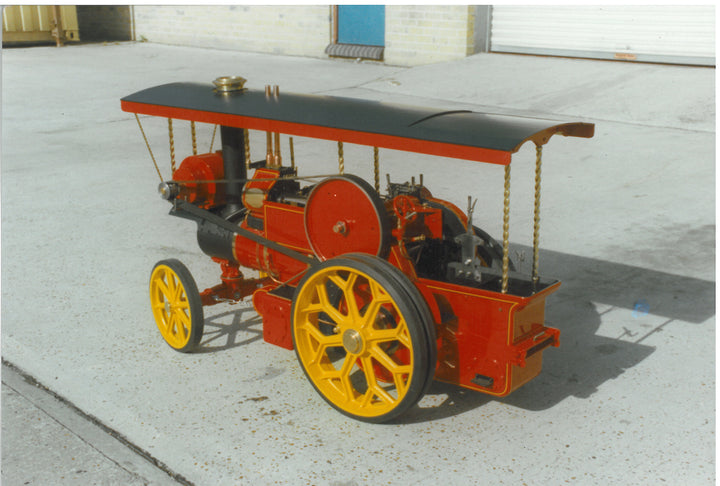 Maxitrak 3" Scale Aveling &amp; Porter Road Tractor