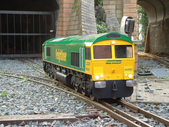Maxitrak 5" Class 66-59 battery electric locomotive