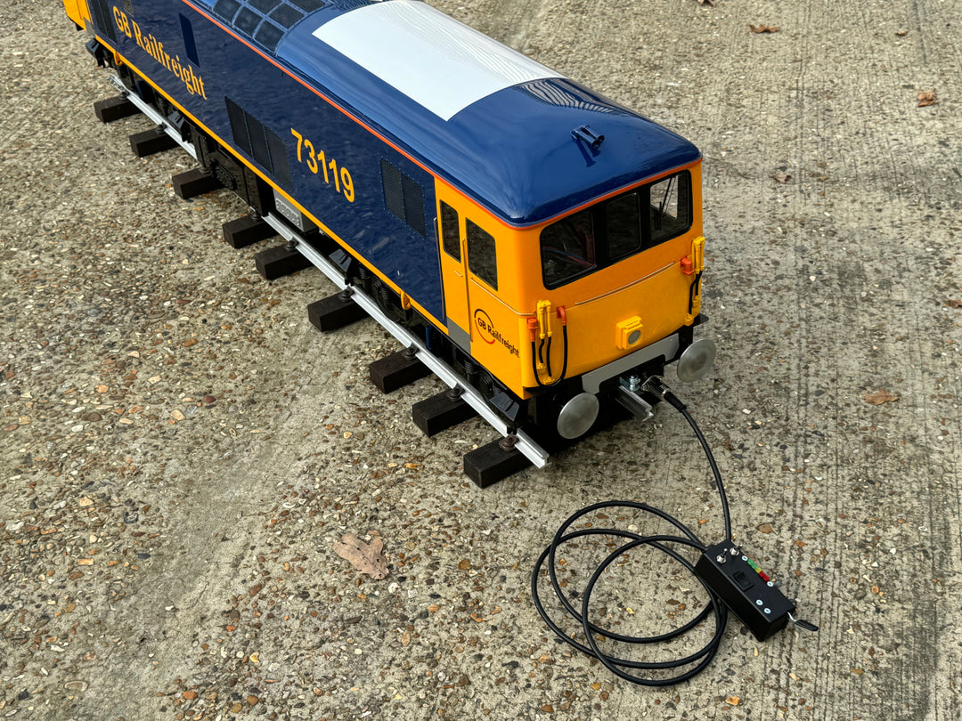 Maxitrak 5" Class 73 battery electric locomotive
