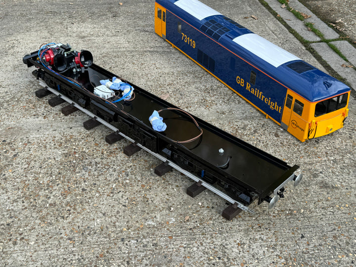 Maxitrak 5" Class 73 battery electric locomotive