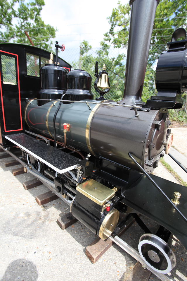 Maxitrak 7 1/4" Forney 2-4-4 Live Steam Locomotive