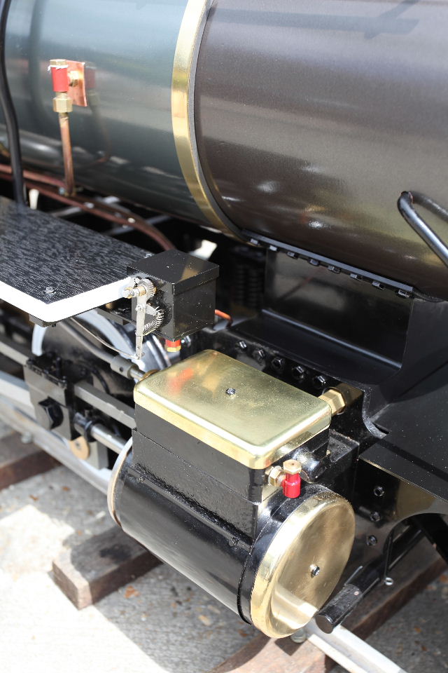 Maxitrak 7 1/4" Forney 2-4-4 Live Steam Locomotive