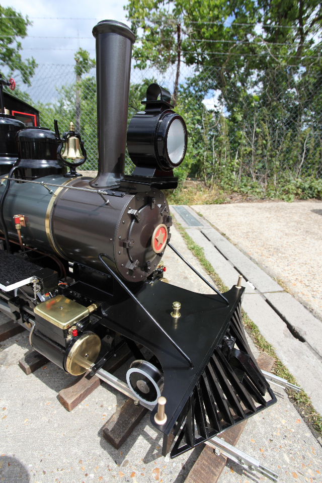 Maxitrak 7 1/4" Forney 2-4-4 Live Steam Locomotive