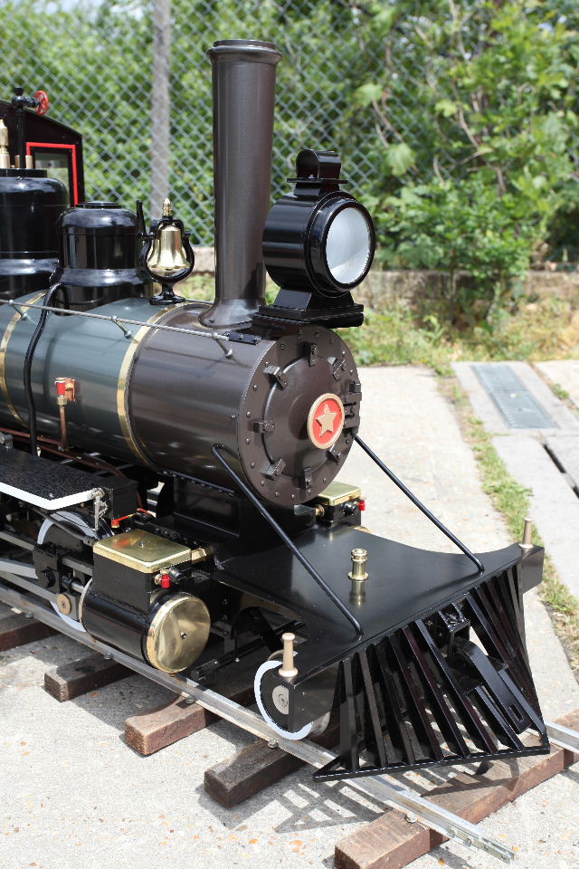 Maxitrak 7 1/4" Forney 2-4-4 Live Steam Locomotive