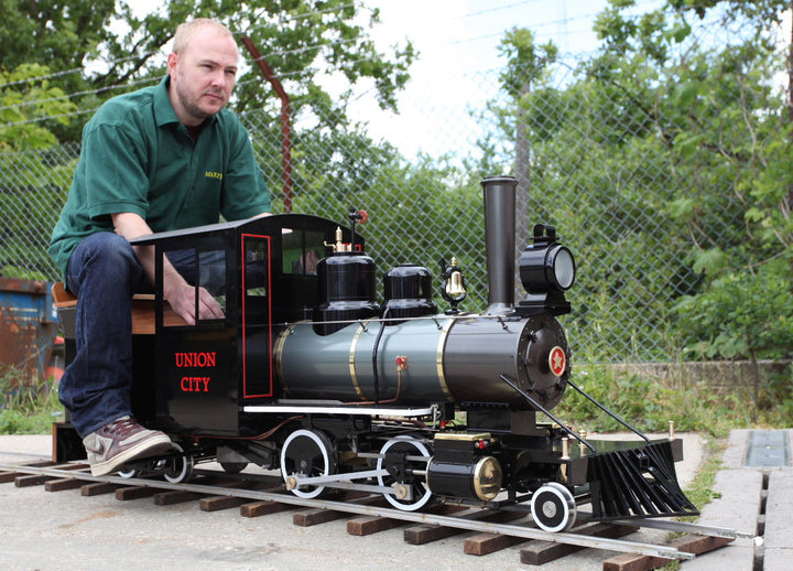 Maxitrak 7 1/4" Forney 2-4-4 Live Steam Locomotive