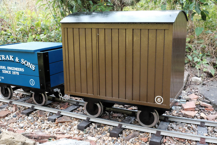 Maxitrak 5" Gauge Kent Industrial Box Van Wagon