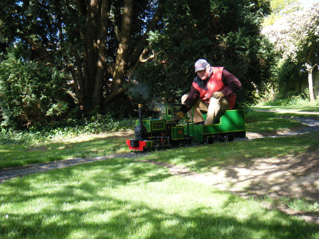 Maxitrak 5" &amp; 7 1/4" Pearl Live Steam Locomotive