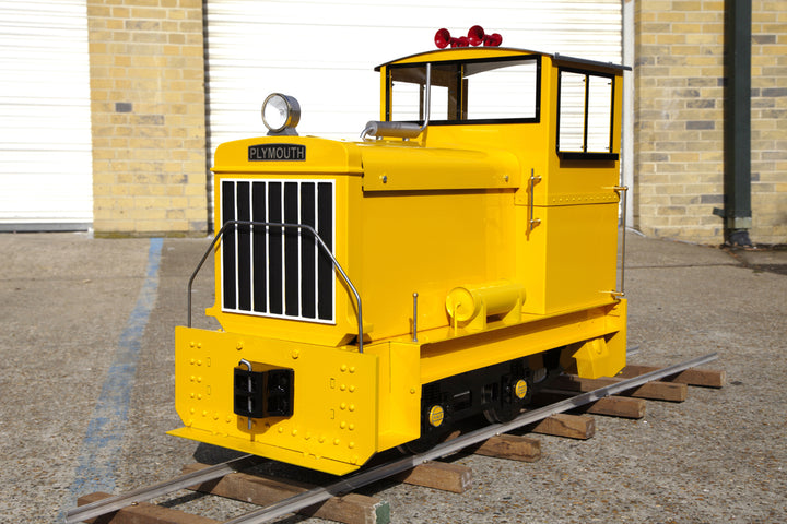 Maxitrak 7 1/4" Gauge Plymouth II battery electric locomotive