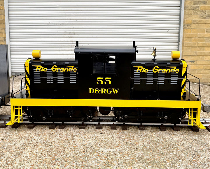 Maxitrak 7 1/4" Whitcomb battery electric locomotive