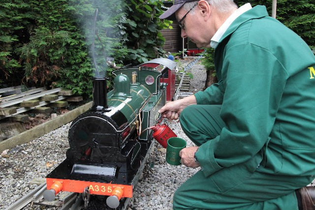 Maxitrak R1 Southern Tank Engine 0-6-0 in steam