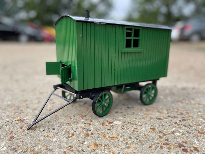 Maxitrak 3/4" Scale Living Van